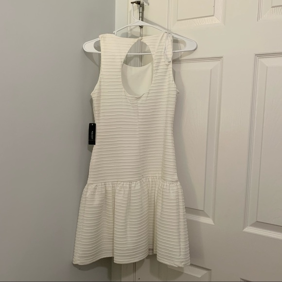 New Bisou Bisou ivory flute drop dress - Picture 3 of 3